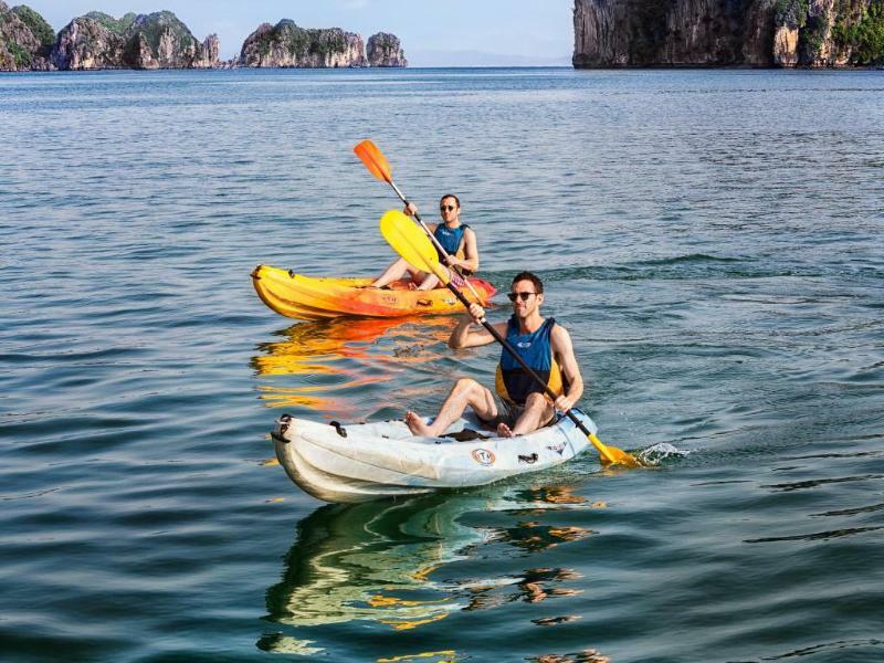 Emeraude Classic Cruises Hotel Ha Long Exterior foto