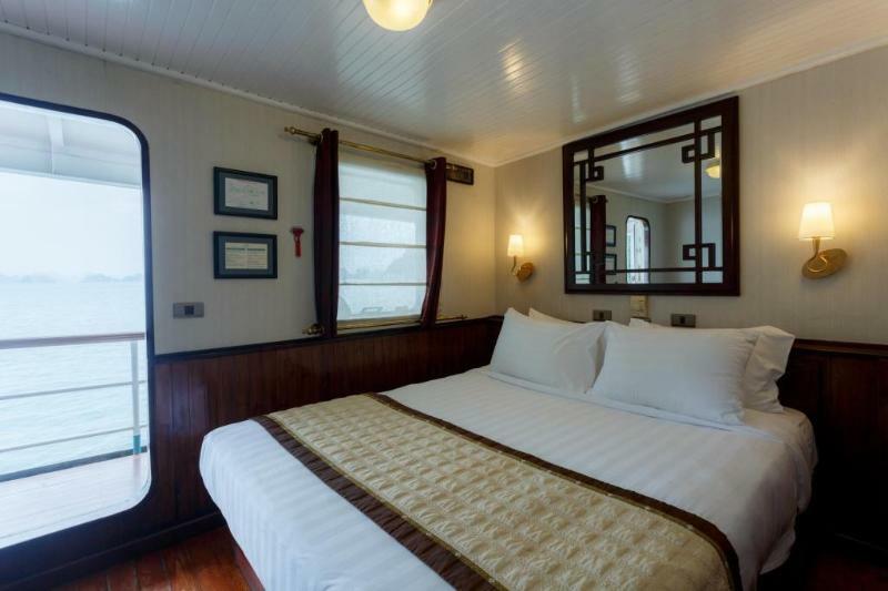 Emeraude Classic Cruises Hotel Ha Long Exterior foto