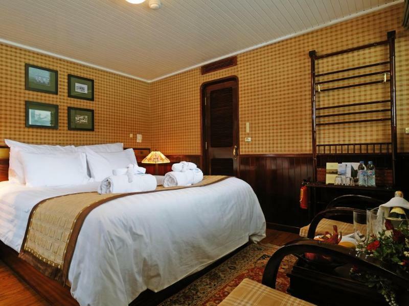 Emeraude Classic Cruises Hotel Ha Long Exterior foto